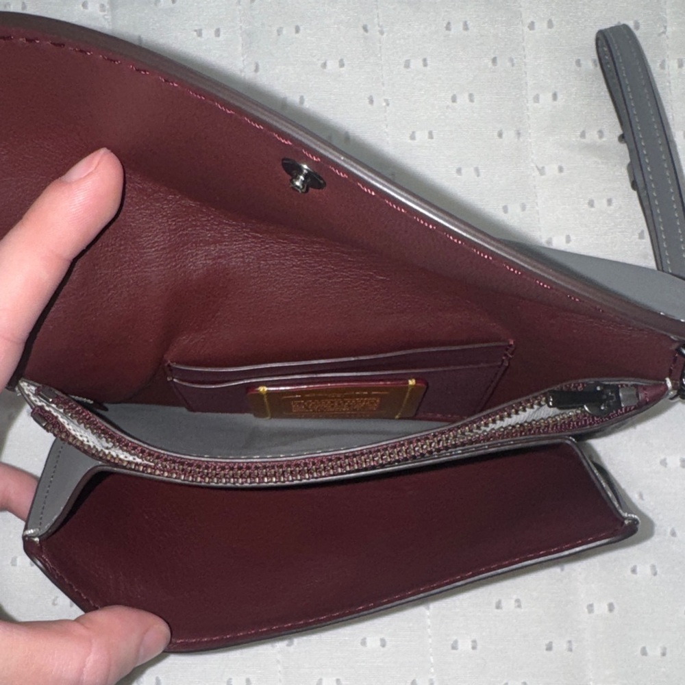 Coach 1941 Edition Wristlet Grey Glove Tanned Leather - Picture 4 of 6